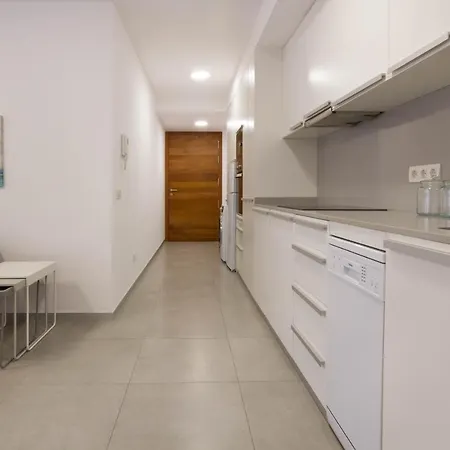 Piso De Ciudad Frente A La Playa Apartamento